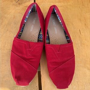 TOMS Vibrant Red Canvas Slip-Ons